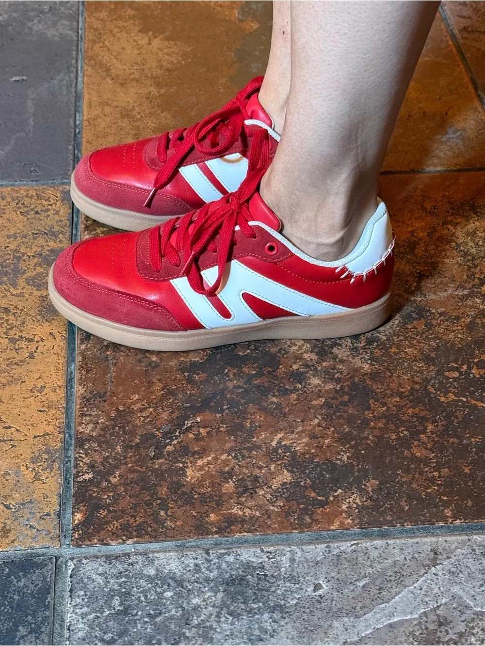 Women Red Athletic Sneakers with White Stripe